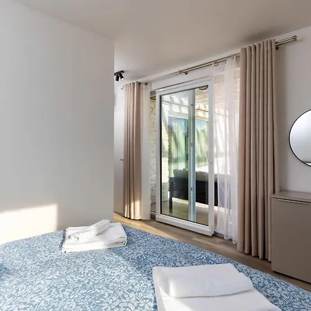 Villa Iris Diminici