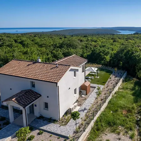 Villa Iris Diminici